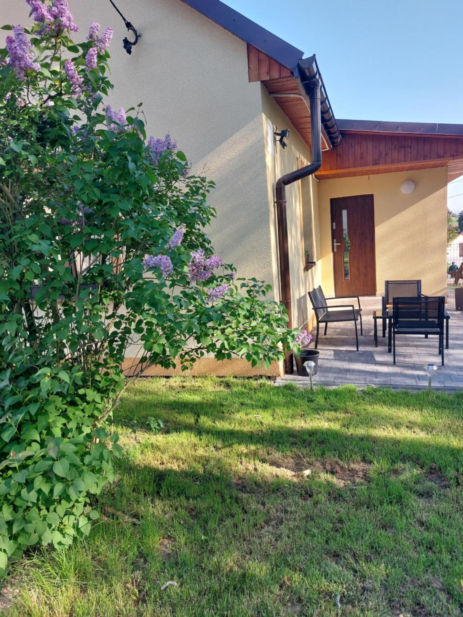 Apartmán Lawendowy Zakatek Graboszyce Exteriér fotografie